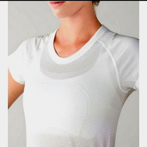 lululemon athletica Tops - Lululemon Swiftly Tech 2.0 Short Sleeve